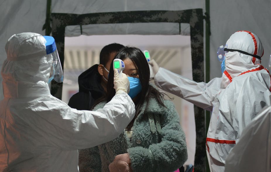 Hàng chục người bị nghi ngờ nhiễm virus corona mới tại Việt Nam